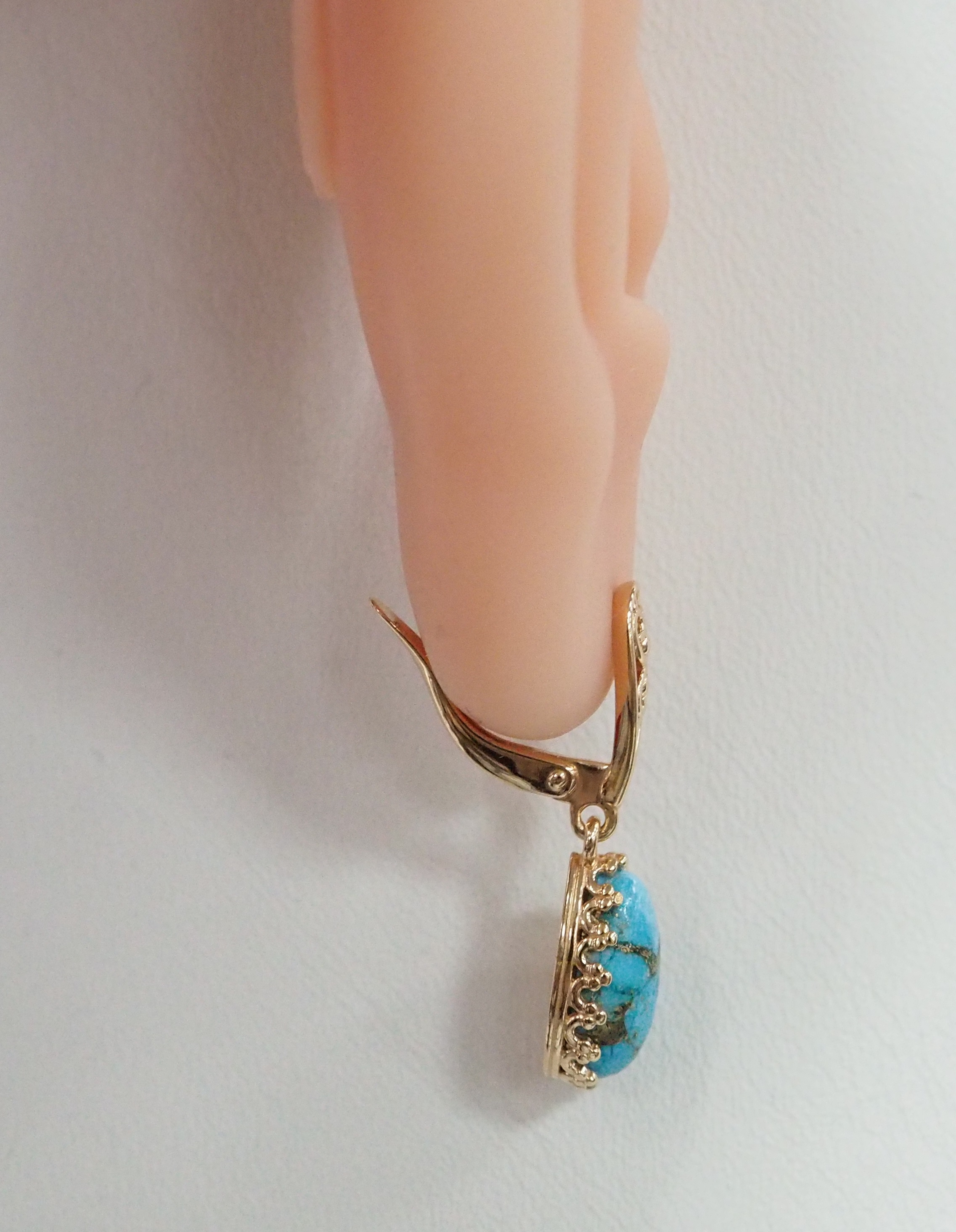 Серебряные серьги с бирюзой